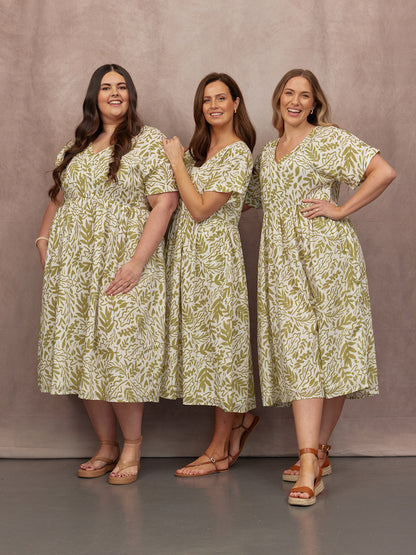 Fern Relaxed Dress - Ecru & Green Leaf Print